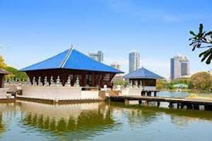 Gangaramaya Temple in Colombo